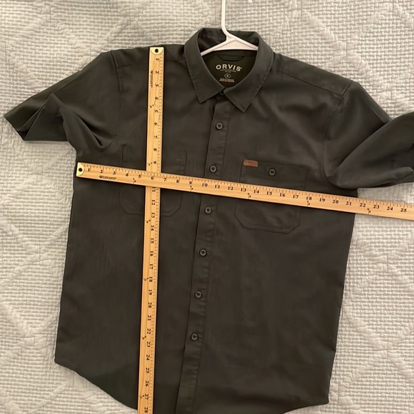 Orvis Men’s Short Sleeve Shirt Green Medium Gently Worn Button Up Vacation Shirt - Picture 6 of 6